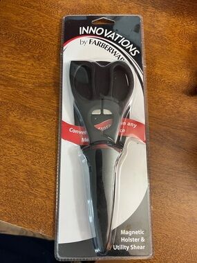 Farberware Black Utility Shears with magnetic holder